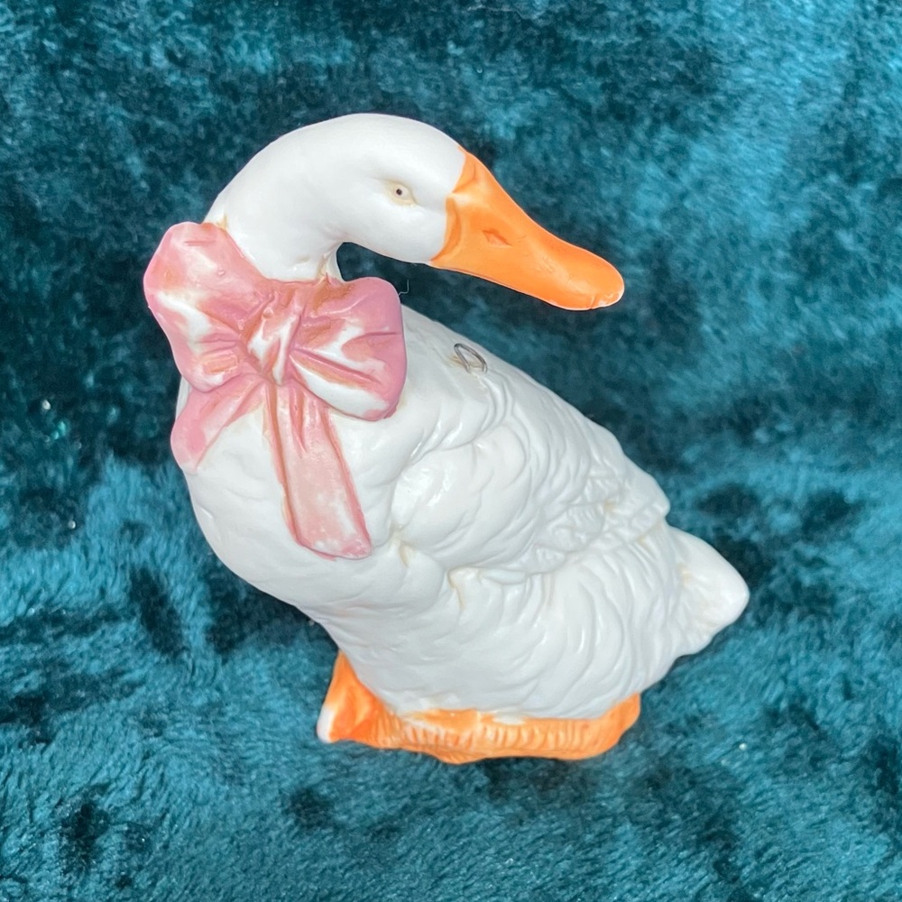 Vintage Ceramic White Duck Goose Pink Bow Ornament